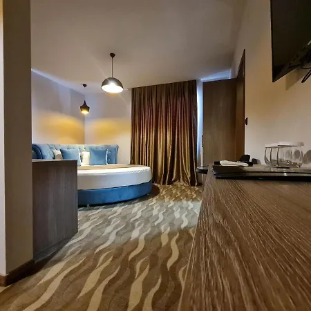 Hotel Angro Palace 4*